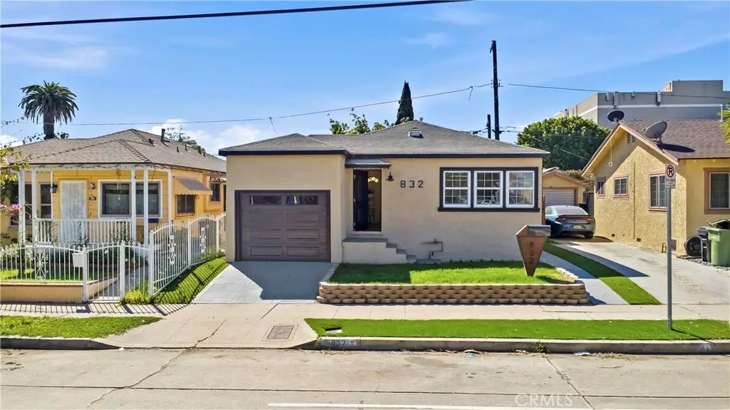 832 W 98th, Los Angeles, CA 90044 - #1