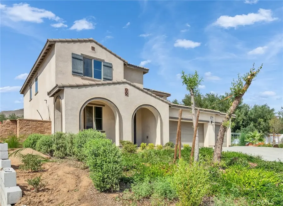 2675 Half Dome Ct, Jurupa Valley, CA 92509 - #3