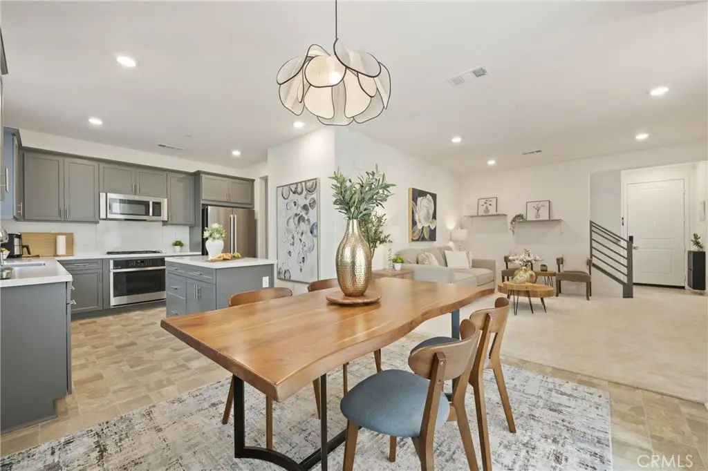 2009 Dewdrop, Upland, CA 91786 - #1