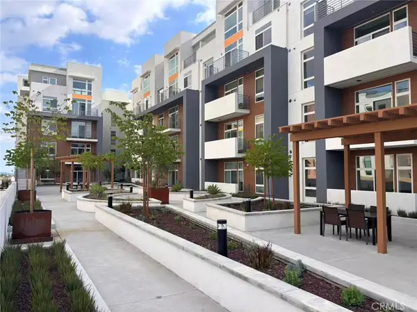 168 S Monterey St #407, Alhambra, CA 91801