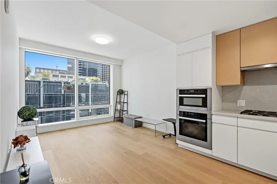 877 S Francisco #2503, Los Angeles, CA 90017 - #3