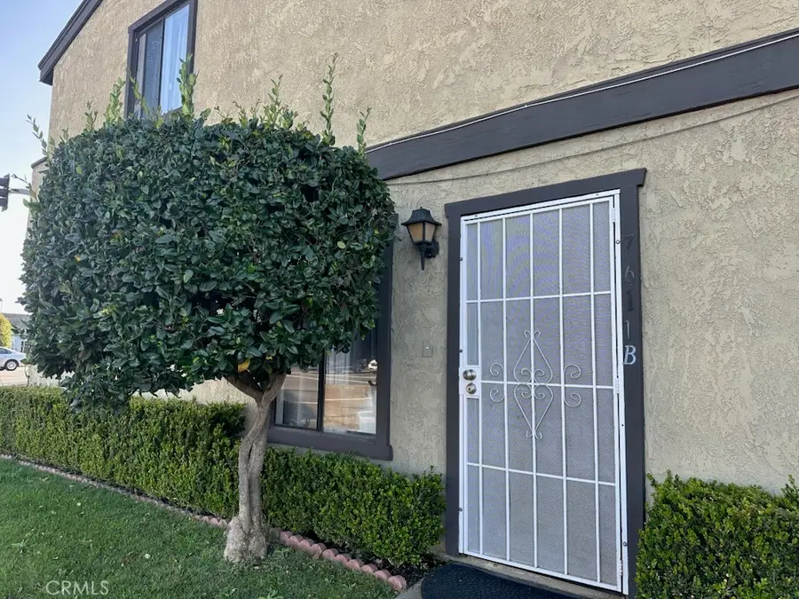 7611 Warner Avenue #2, Huntington Beach, CA 92647 - #3