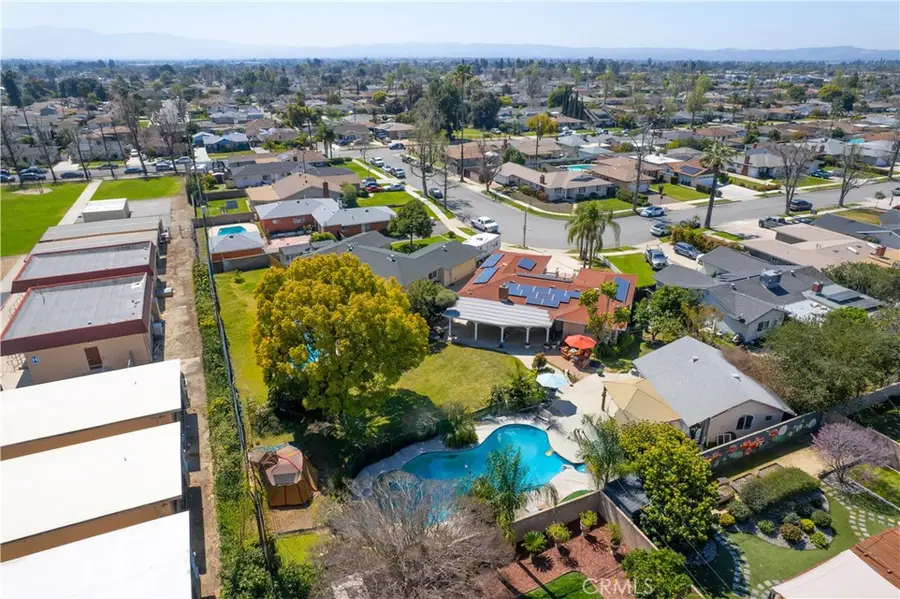 818 W Bonnie Brae Court, Ontario, CA 91762 - #3