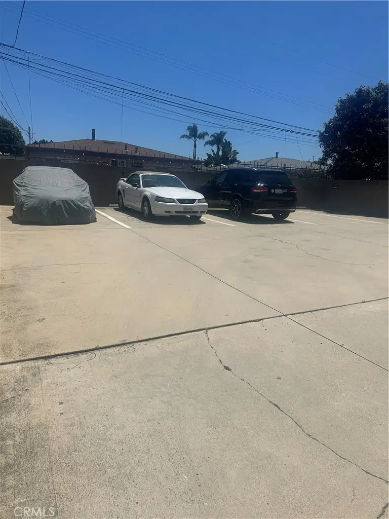 7782 Newman Avenue, Huntington Beach, CA 92647 - #2