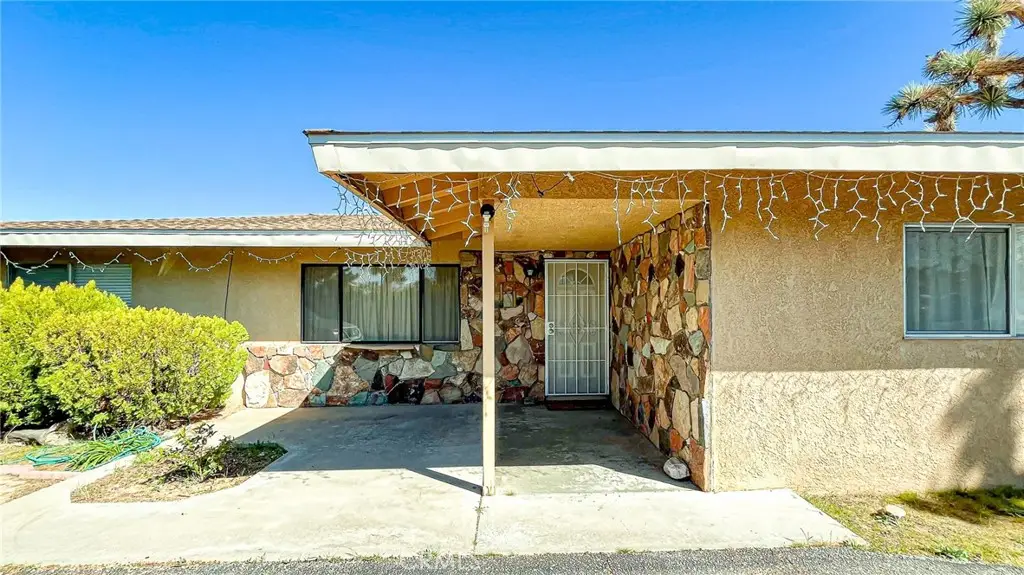 7411 Joshua Ln, Yucca Valley, CA 92284 - #1