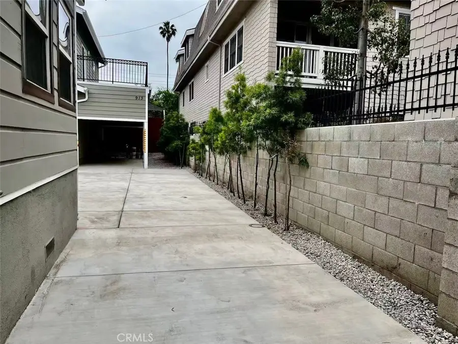 915 W 21st, Los Angeles, CA 90007 - #3