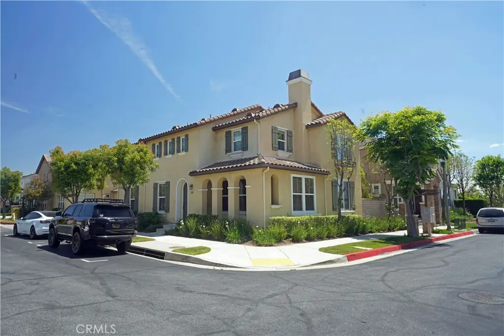 906 N Woodbine, Azusa, CA 91702 - #1
