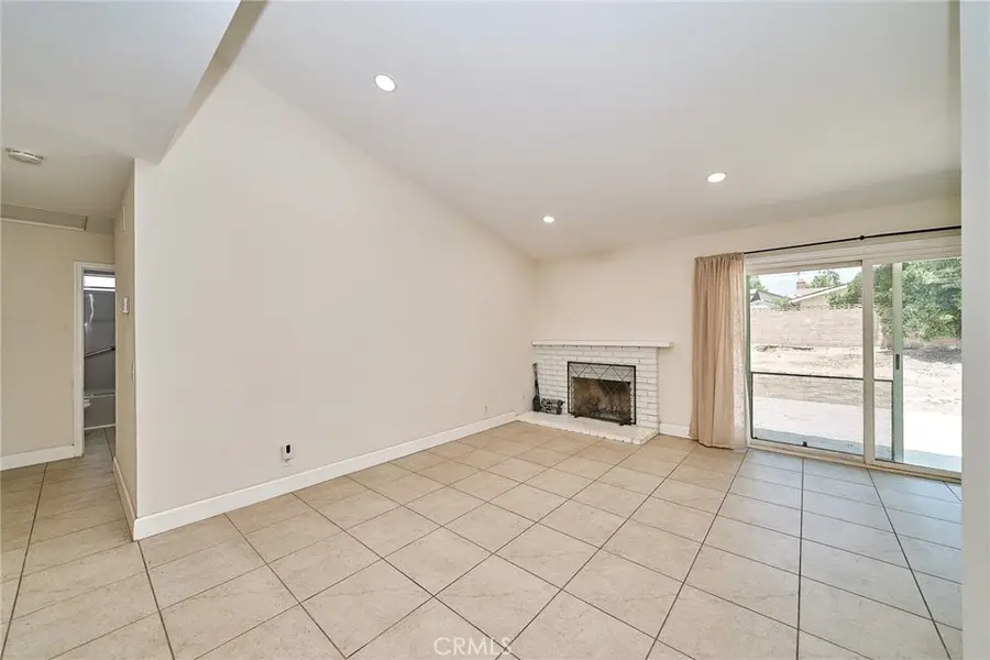 1833 E Yale, Ontario, CA 91764 - #3