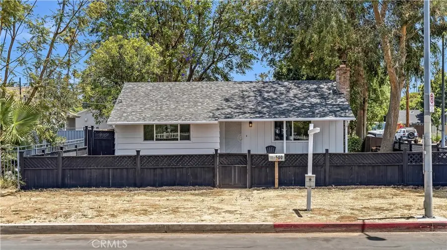 7500 Vassar, Canoga Park, CA 91303 - #2