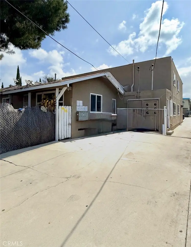 6924 Gentry, North Hollywood, CA 91605 - #1