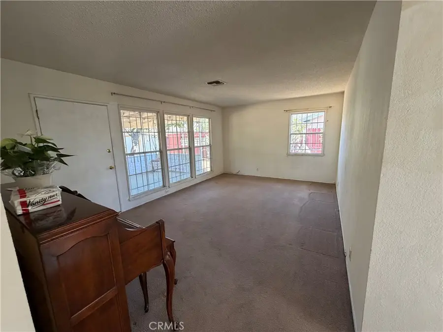 2420 Lovejoy Street, Pomona, CA 91767 - #3