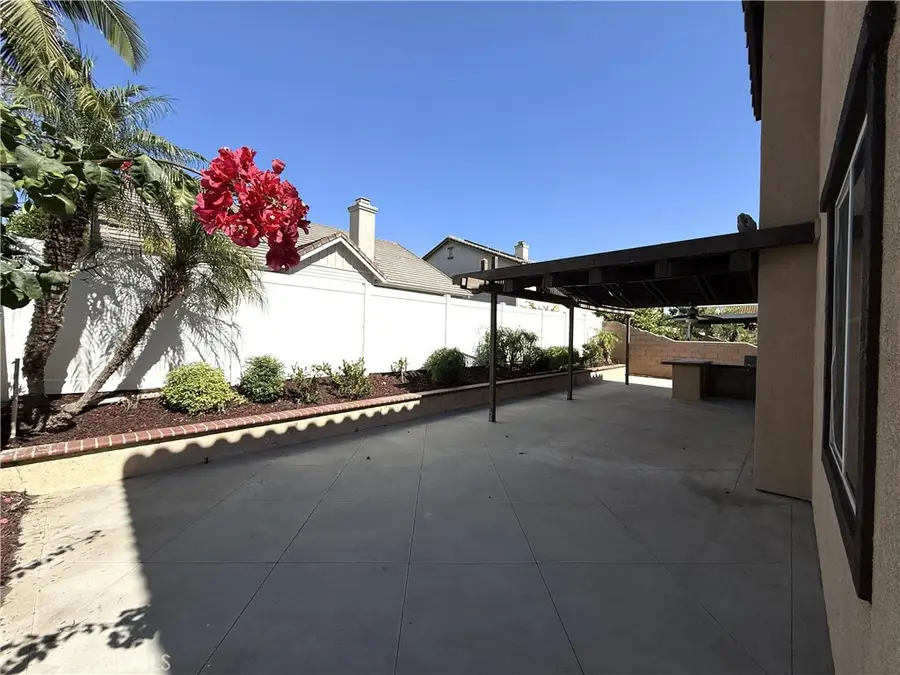 13569 Goldmedal, Chino, CA 91710 - #3