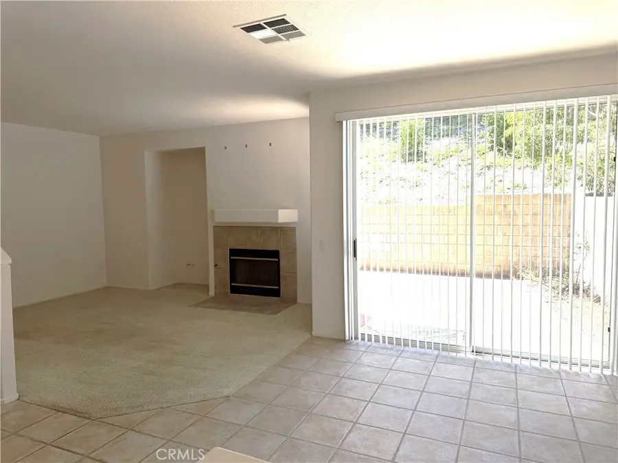 25407 Calcutta Pass Lane, Saugus, CA 91350 - #2