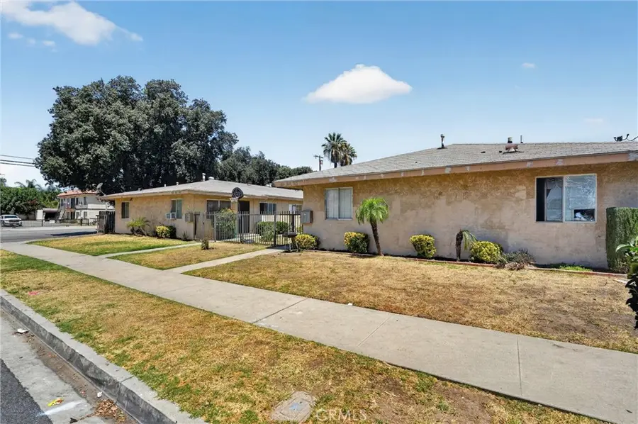 805 E 8th Street, Pomona, CA 91766 - #2