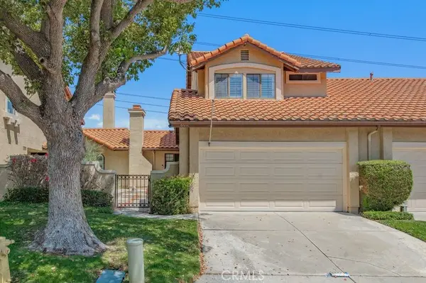 6011 E Montefino, Anaheim, CA 92807