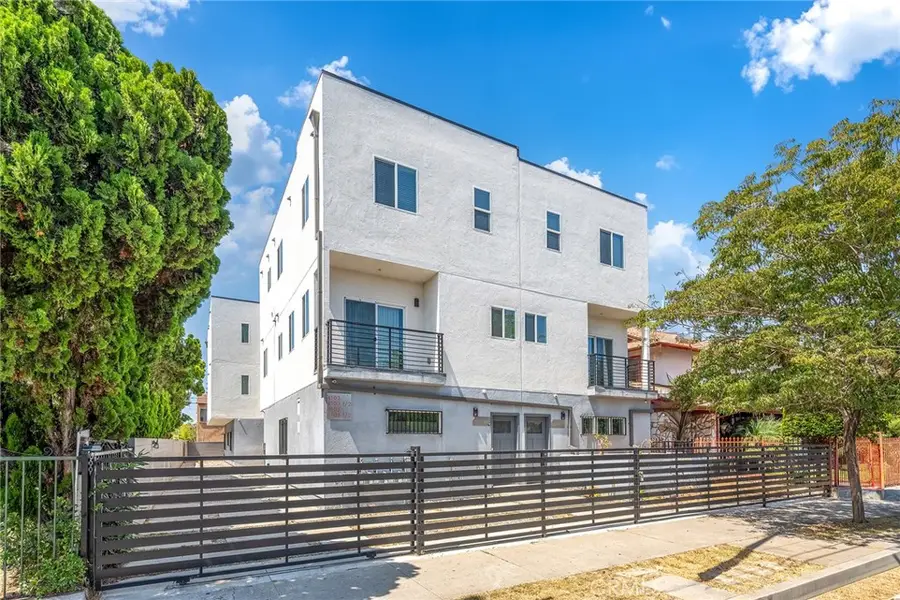 4103 S Normandie Avenue, Los Angeles, CA 90037 - #2