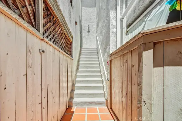 8221 Langdon Avenue #207, Van Nuys, CA 91406