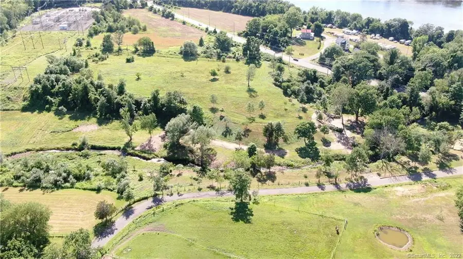 32 Pleasant Road, Enfield, CT 06082 - Image #3