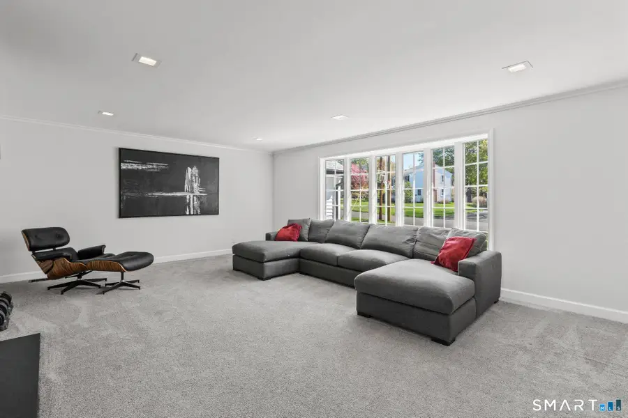 29 Visgrove Lane, West Hartford, CT 06117 - #3