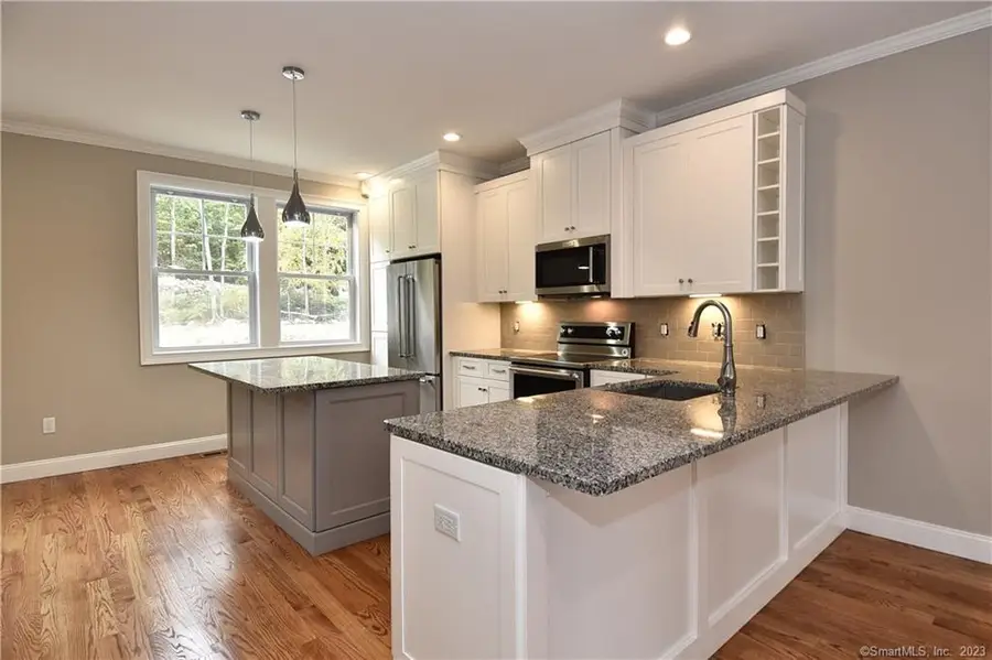 46 Village Crossing #46, East Lyme, CT 06357 - Image #2