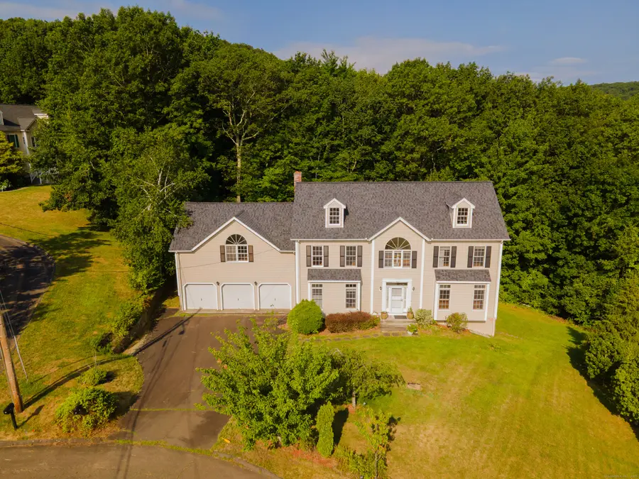 52 Quarry Lane, Hamden, CT 06518 - Image #2