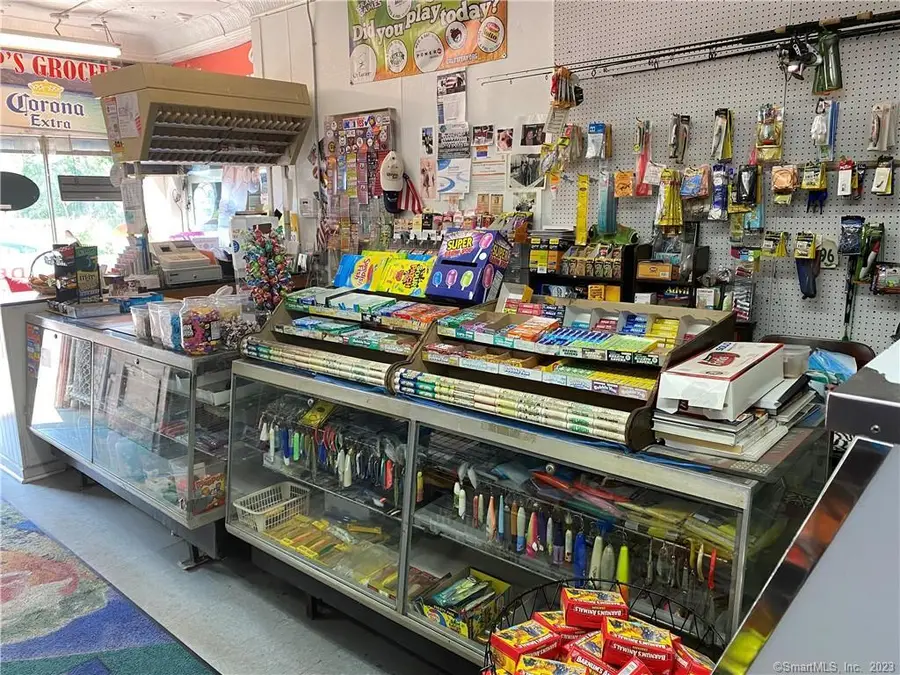 160 Main Street, Bridgeport, CT 06604 - Image #3