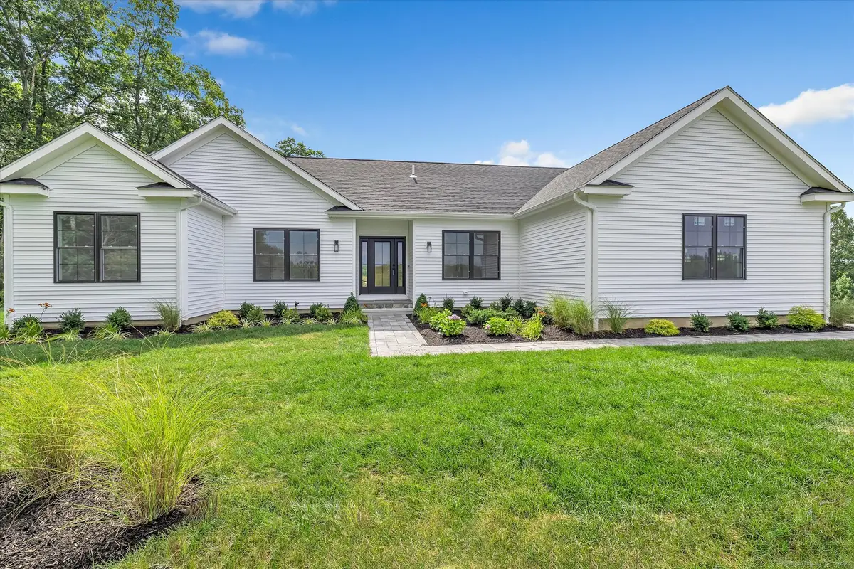 3 Hunting Ridge Road, Middlebury, CT 06762 - Image #1