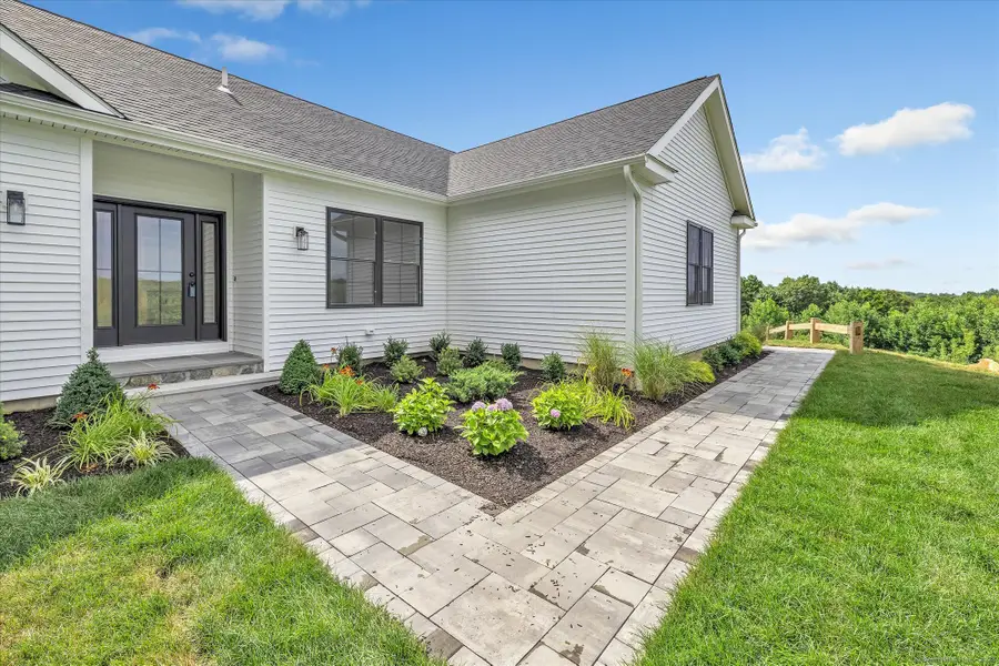 3 Hunting Ridge Road, Middlebury, CT 06762 - Image #3