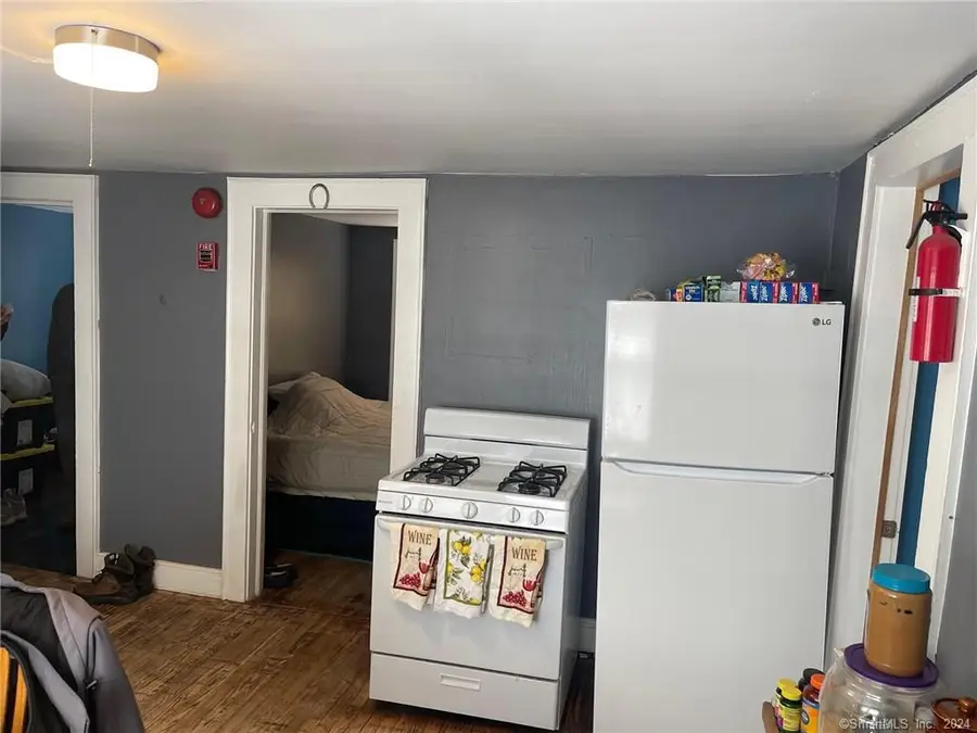 196 Avon Street, Stratford, CT 06615 - Image #3