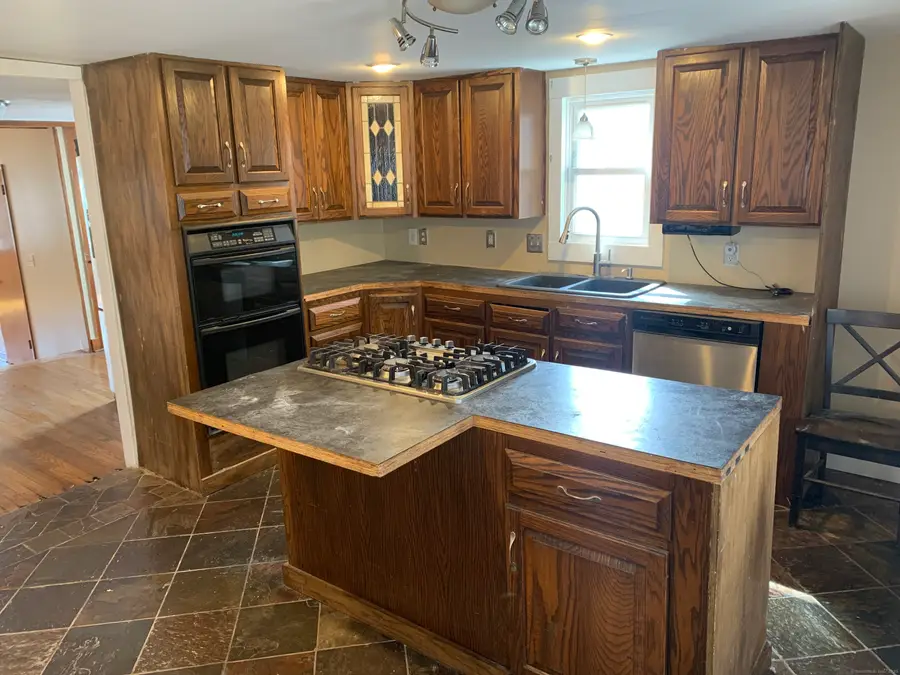 104 Union Street, Vernon, CT 06066 - Image #2