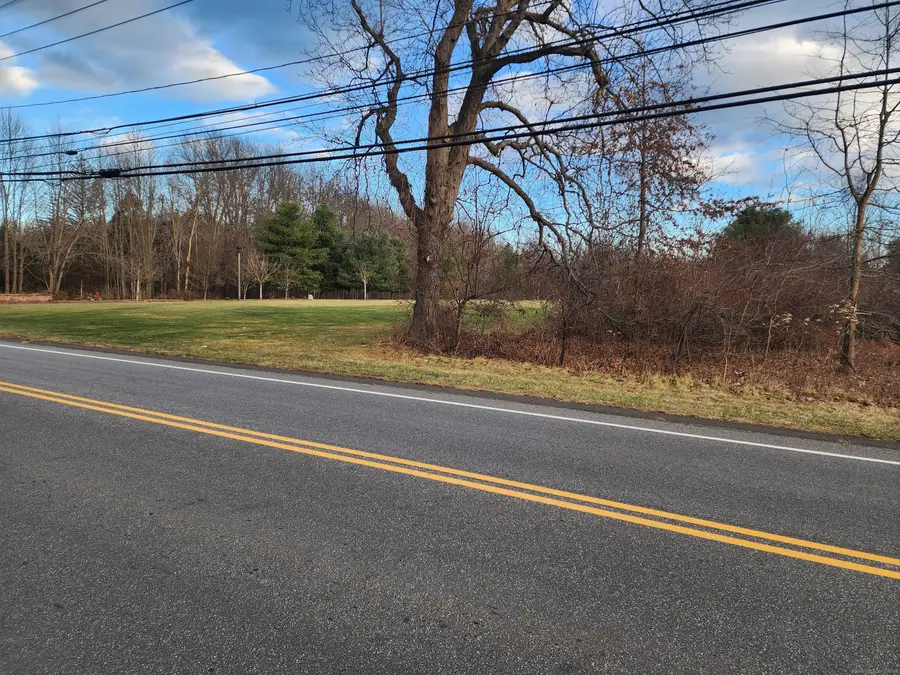 12 Filley Street, Bloomfield, CT 06002 - Image #3