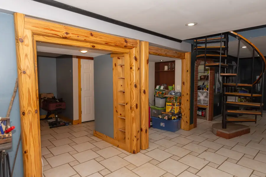 32 Hammond Avenue, Norwich, CT 06360 - Image #2