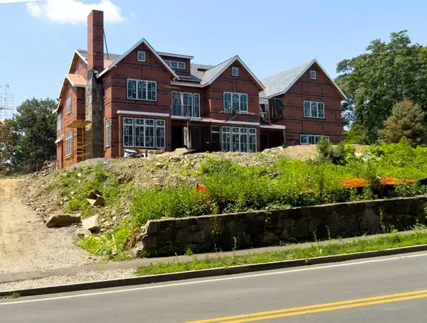 68 Dearfield Drive, Greenwich, CT 06830