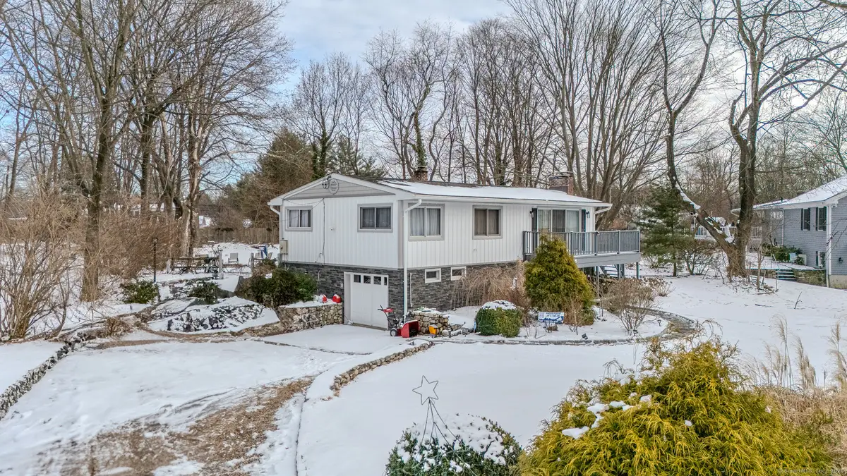 8 Stonecrop Road, Norwalk, CT 06851 - Image #1