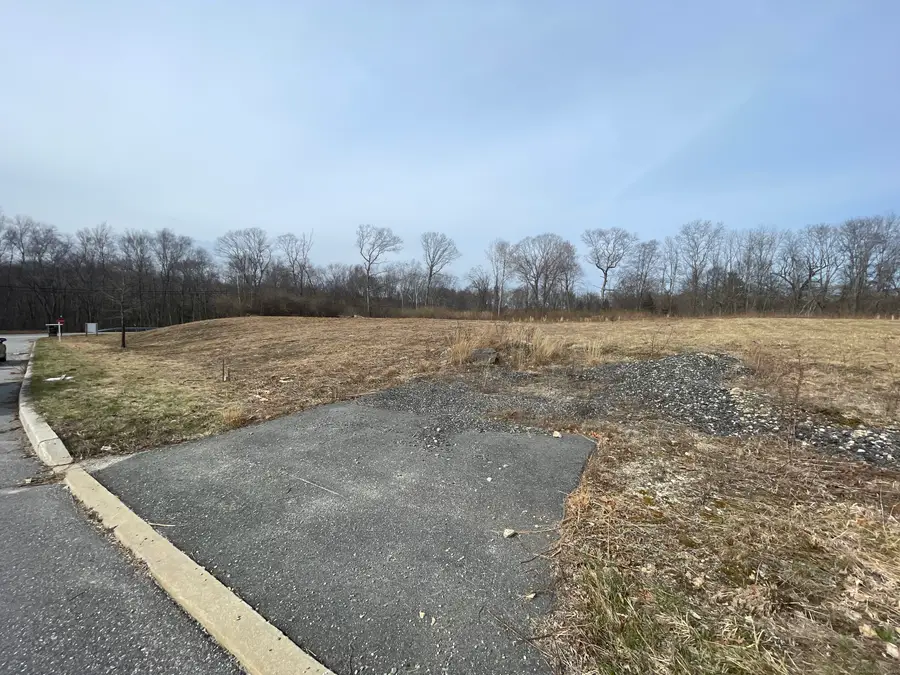 8 Harvest Road, Lisbon, CT 06351 - Image #2