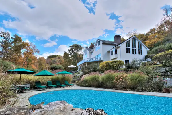 28 Old Orchard Drive, Weston, CT 06883