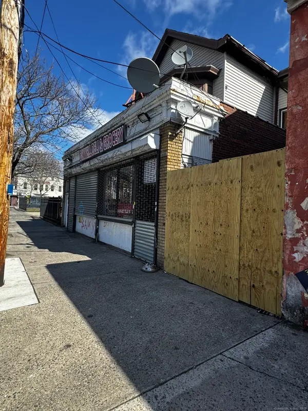 269 Dixwell Avenue, New Haven, CT 06511