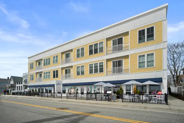 185 Main Street #APT 301, East Lyme, CT 06357