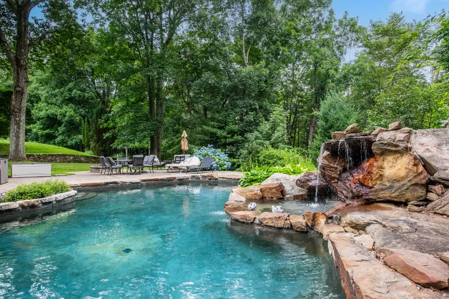 176 Hidden Pond Drive, Watertown, CT 06795 - Image #3