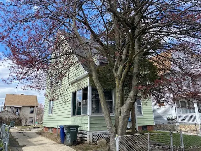 221 Bunnell Street, Bridgeport, CT 06607 - Image #3