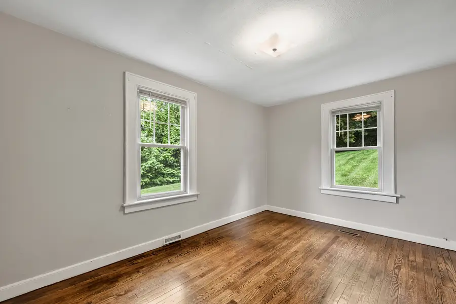 310 Lakeview Avenue, Seymour, CT 06483 - Image #3