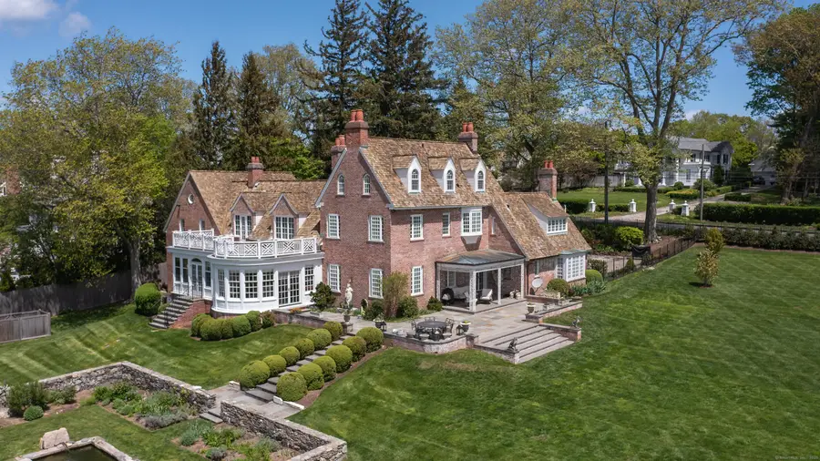 828 Sasco Hill Road, Fairfield, CT 06824 - Image #2