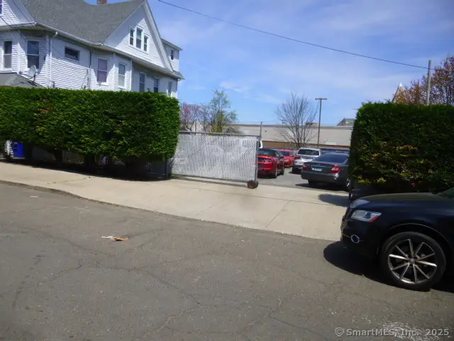 Address Withheld By Seller, Bridgeport, CT 06606 - Image #1