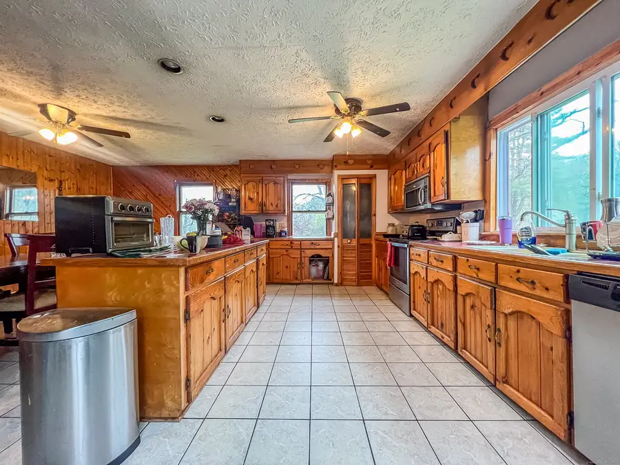 350 Williams Road, Wallingford, CT 06492 - Image #2