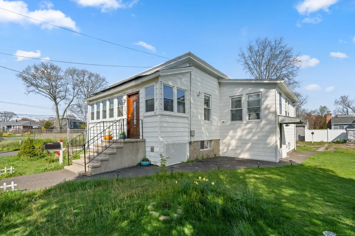 26 Porter Street, Stratford, CT 06615 - #1