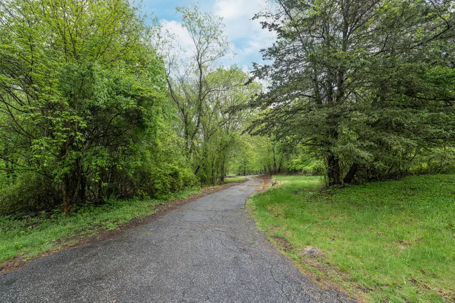 39 Tanner Avenue, Norwich, CT 06360 - Image #3