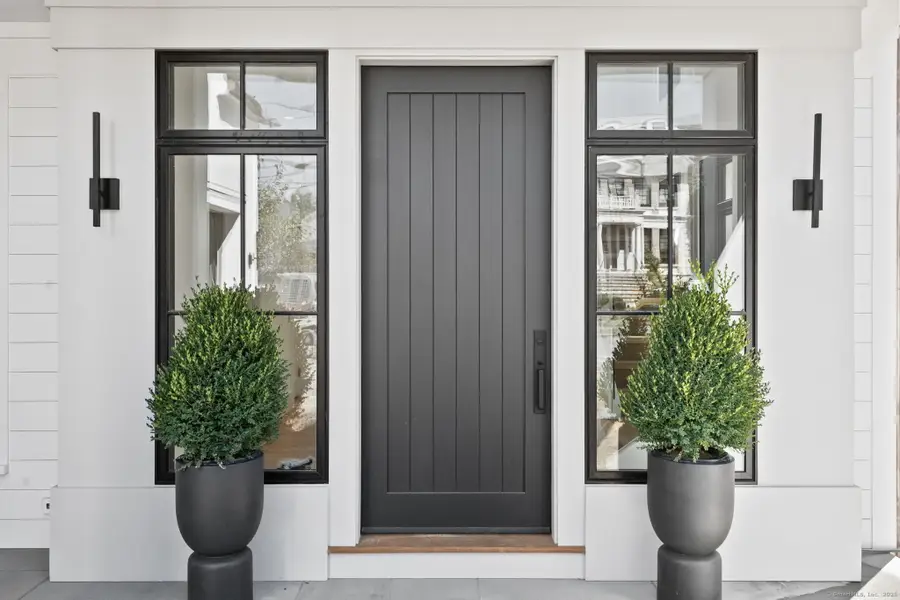 48 Lexington Avenue, Greenwich, CT 06830 - Image #2