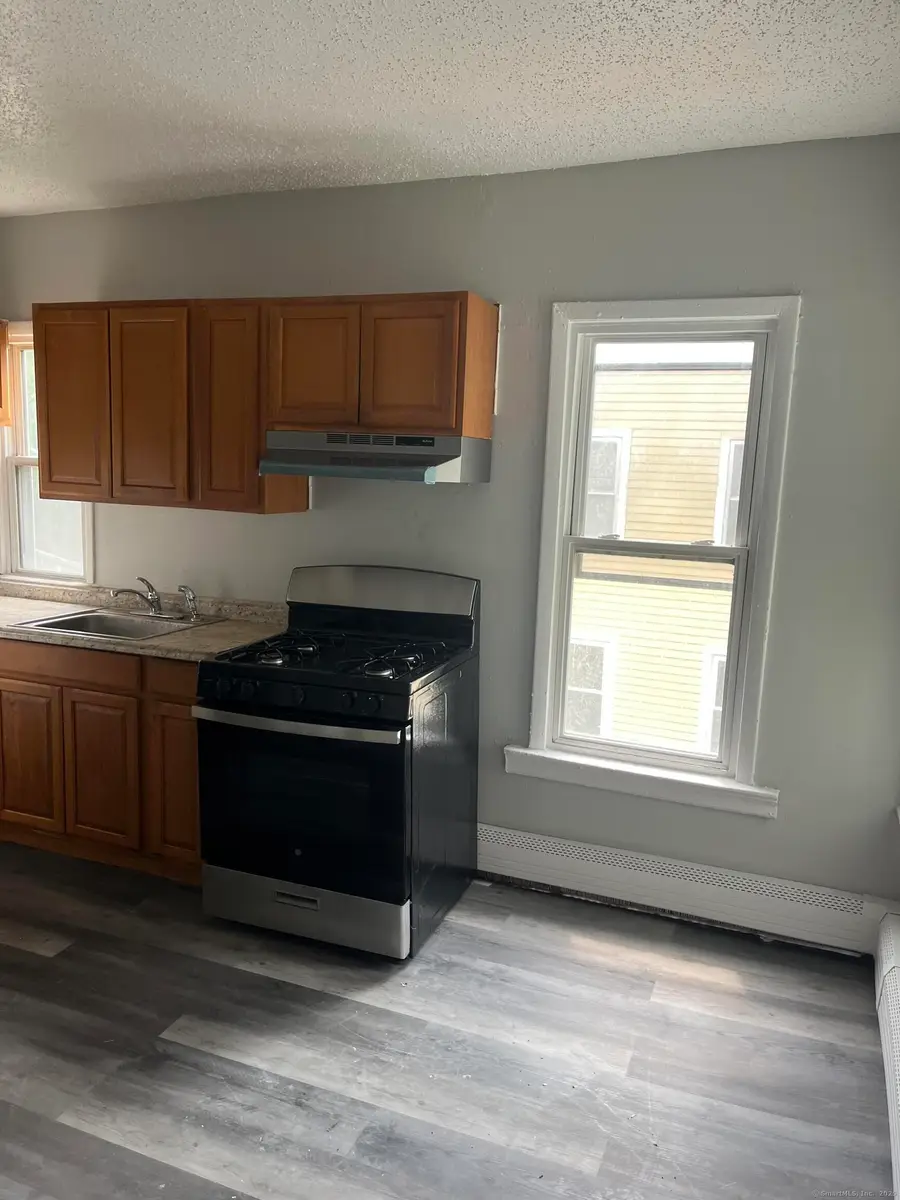 31 Greenwood Street, New Haven, CT 06519 - Image #3