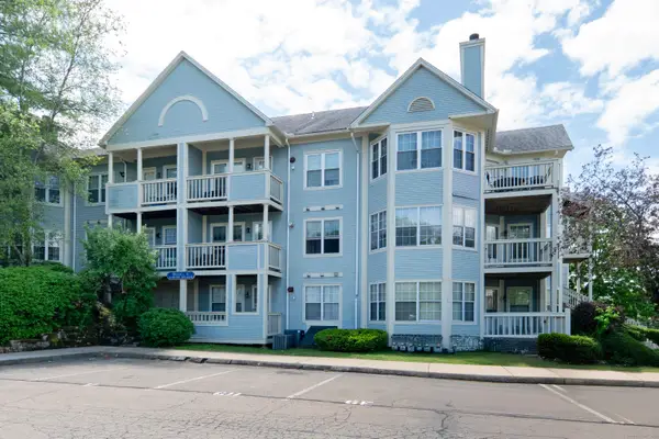 75 Redwood Drive #609, East Haven, CT 06513