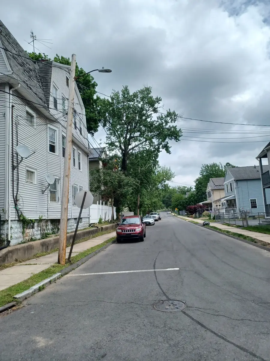 186 Brook Street, Hartford, CT 06120 - Image #2
